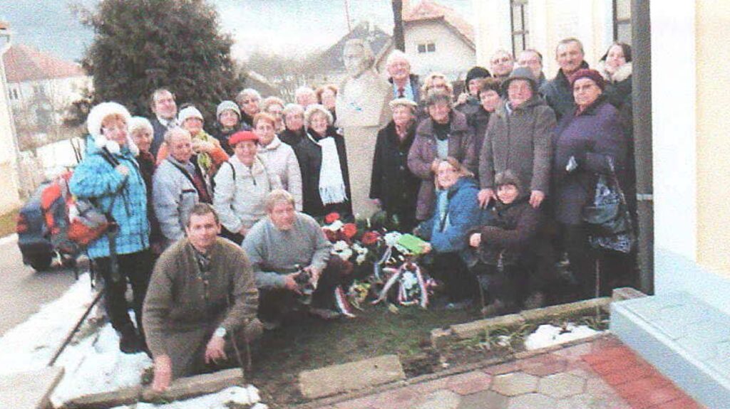 chazar-andras-szulohazanal-hallasserültek