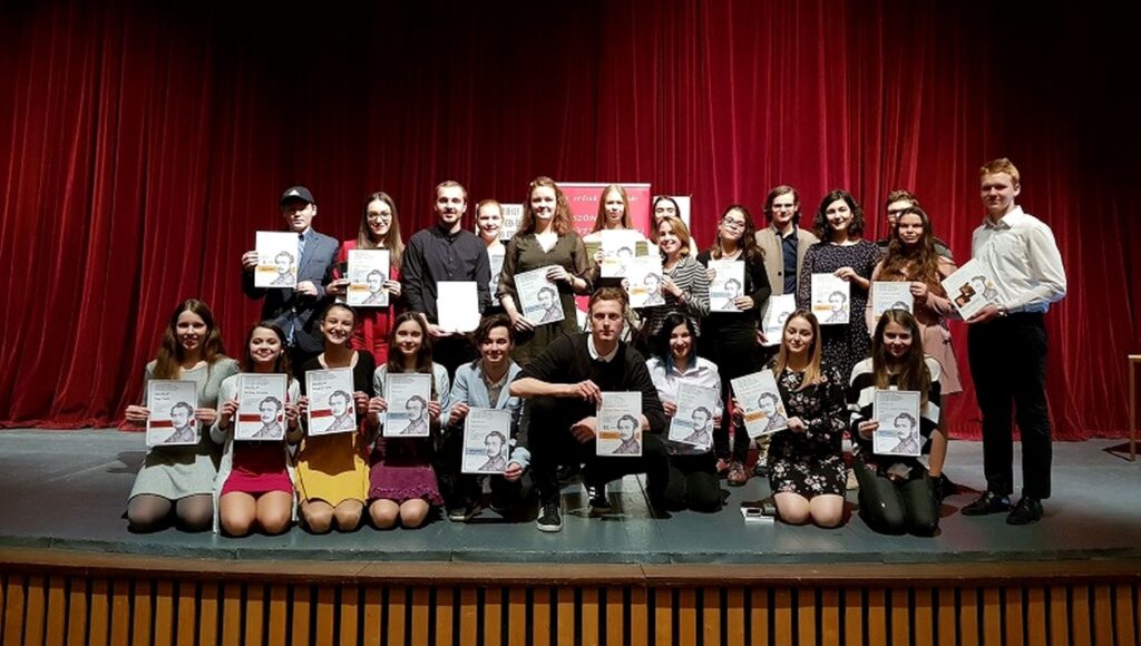 tompa-mihaly-verseny-ertek (1)