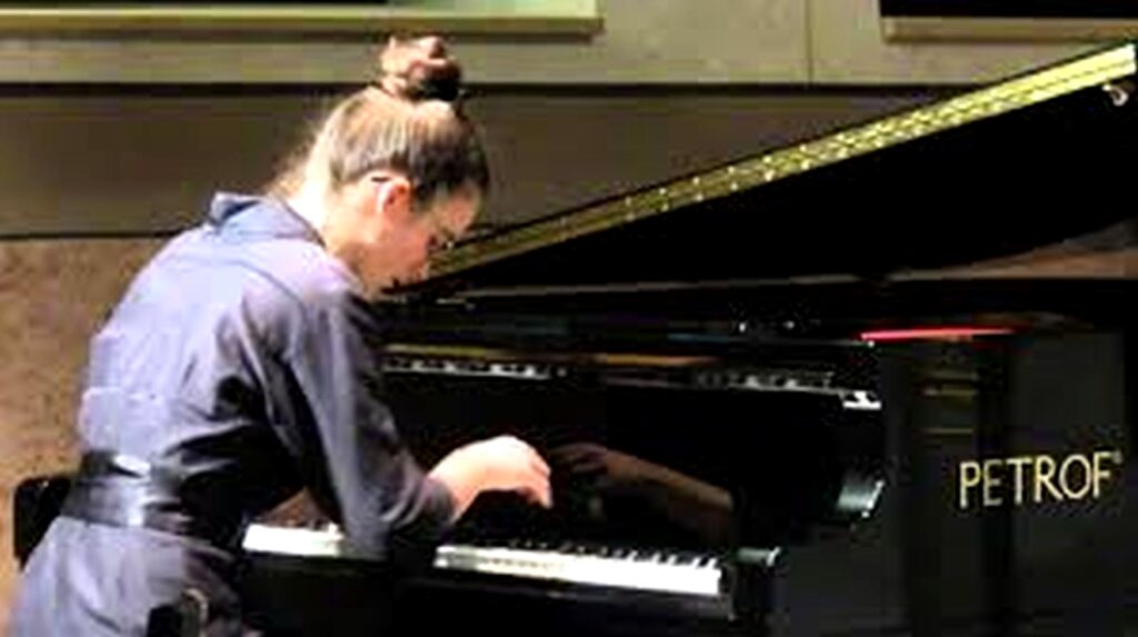 kadosa-pal-zongoraverseny (7)