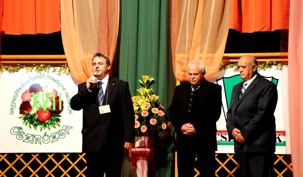 oszirozsa-ipolynyek-enekesek-8