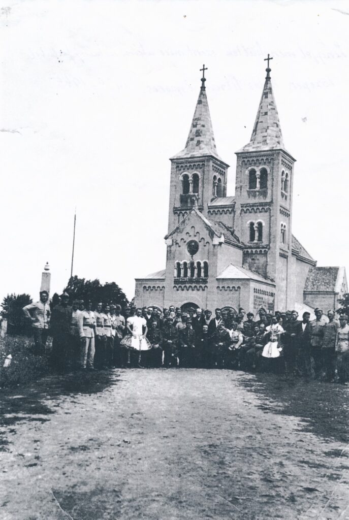 beny-lengyel-menekultek-templom