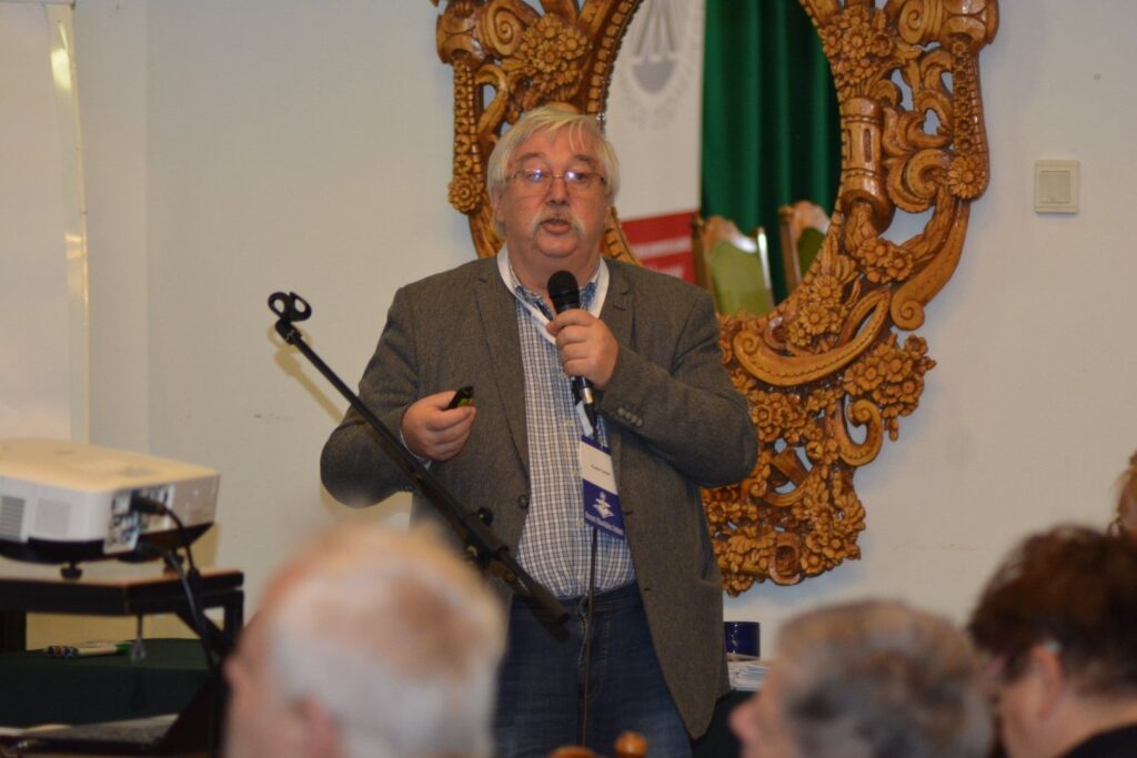 huszar_laszlo_lakitelek_konferencia