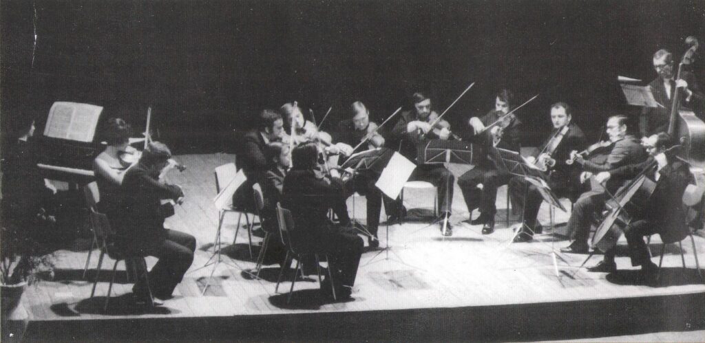 Komaromi-KamarazenekarI_07