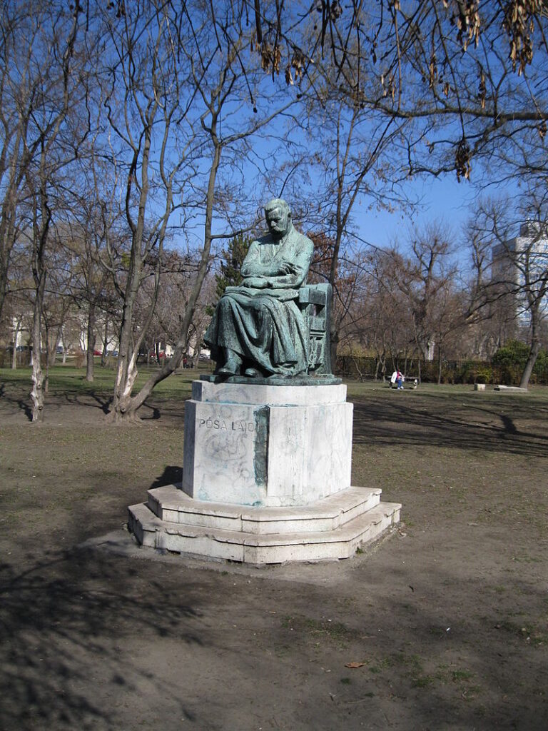 800px-Posa_Lajos_szobra_Varosligetben