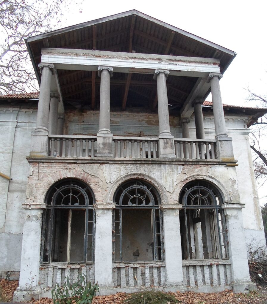 losonc-szilassy-kastely-portikusz