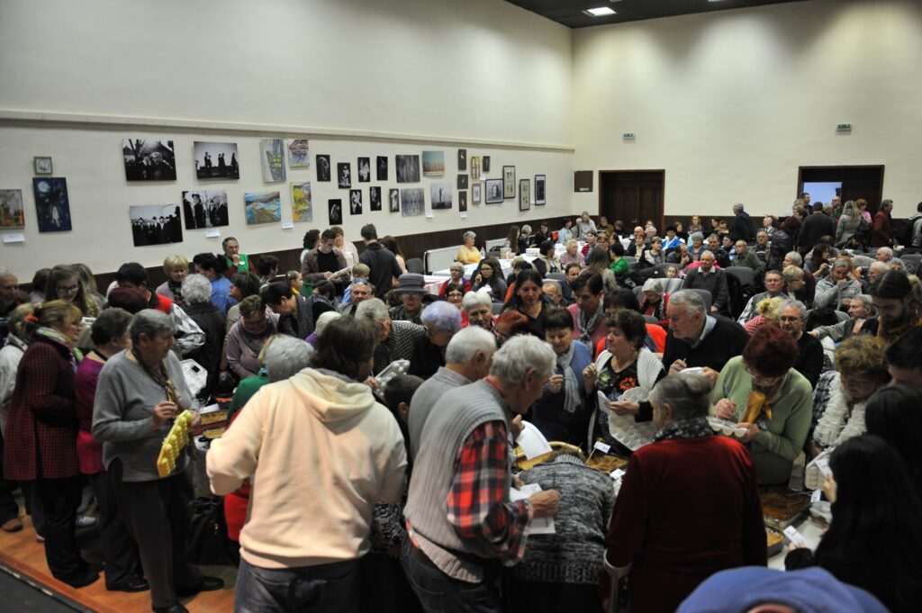 kurti_kotesfesztival_mindig_telthazas