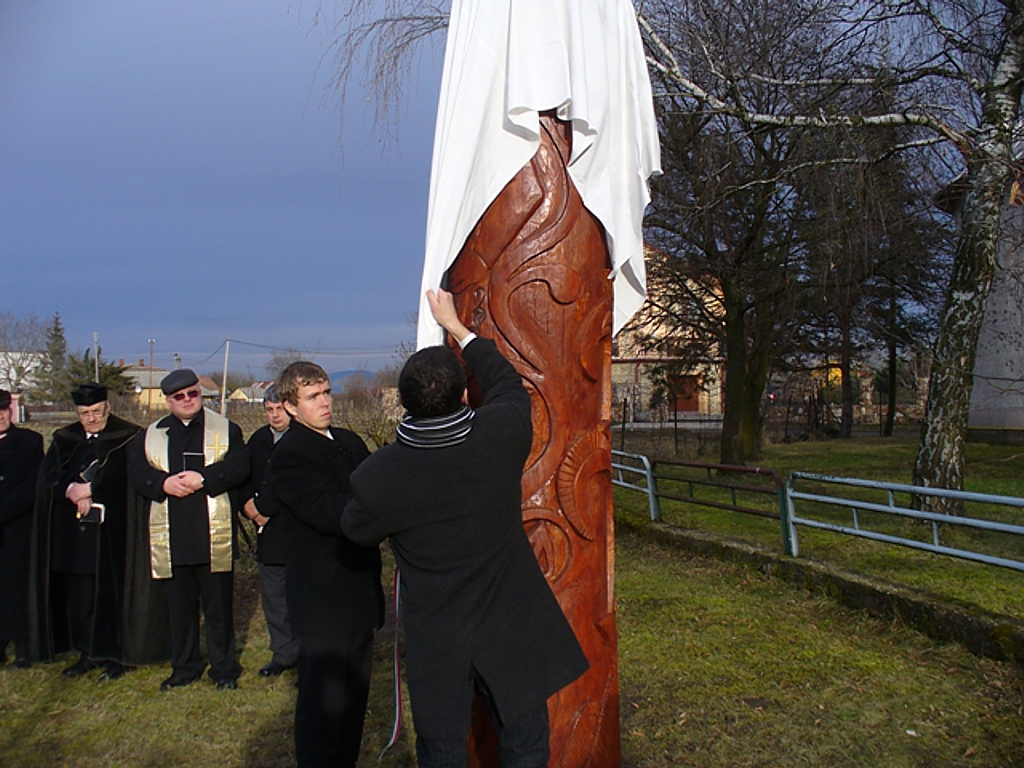 tabor-esterhazy-Janos-emlekmuvenek-leleplezese