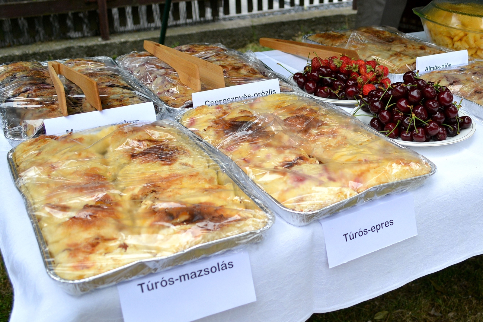 nagymegyeri-turos-retes-1