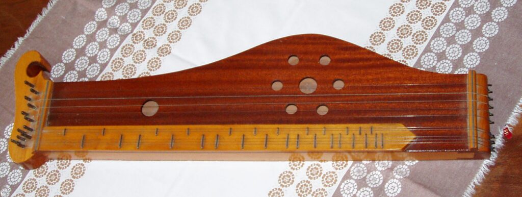 132-bubos-citera-joka