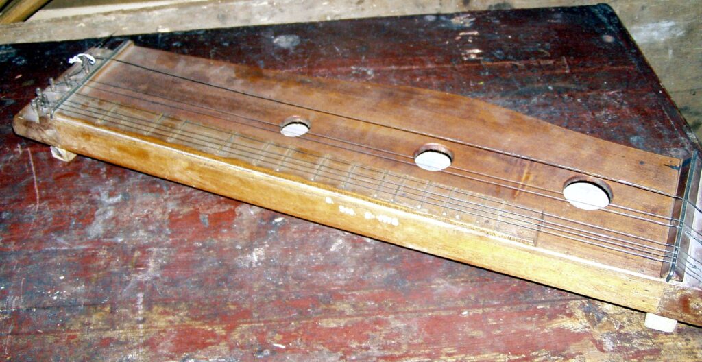 141-komaromi-muzeum-citeraja