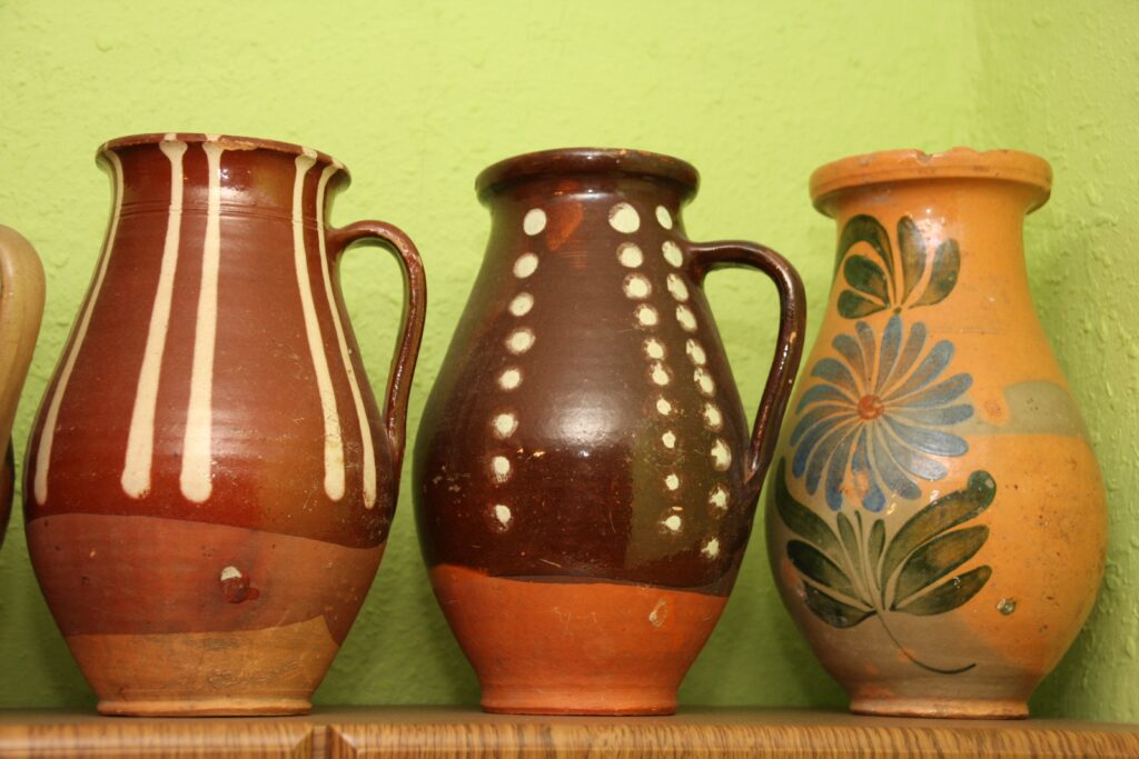 gomor-teljes-fazekak