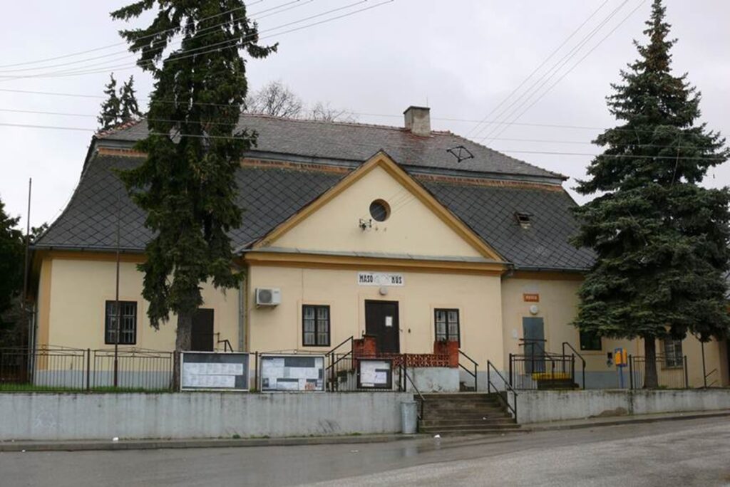 pograny-pogranyi-kisnemesi-kuriak-2