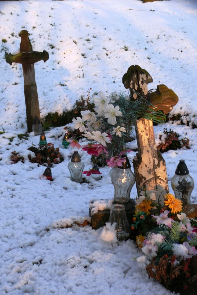 pograny-regi-temetoi-sirjelek-5