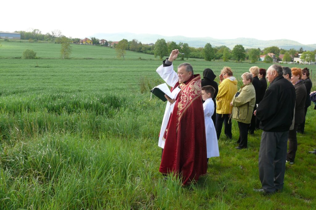 pograny-pogranyi-hatarjaro-unnepek-2