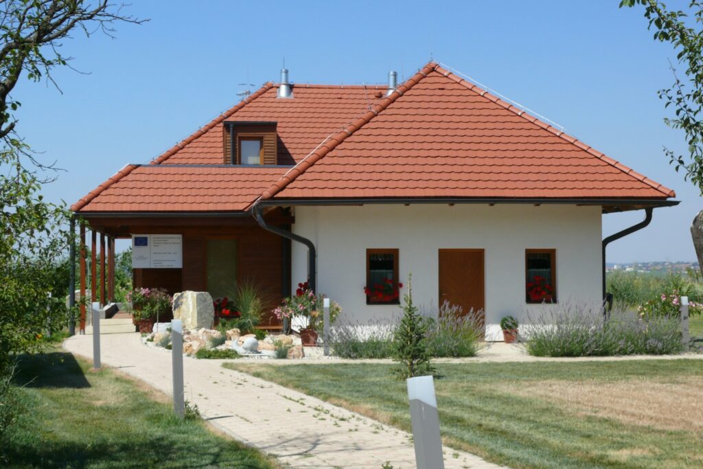 pograny-pogranyi-szolohegyek-es-pincesorok-5a