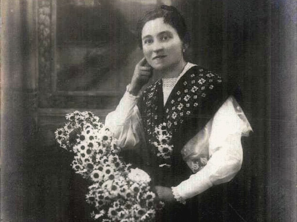 BodonLajosnePosaIlona-dapsi-1892-1972