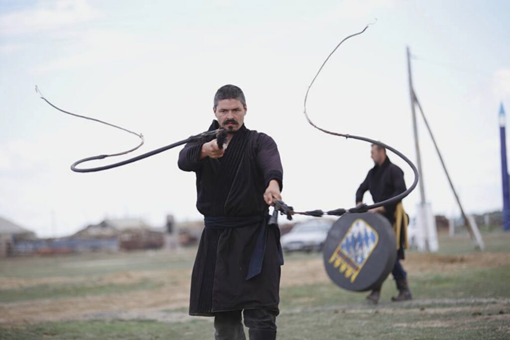 gomorpeterfala-karikas-ostor-4