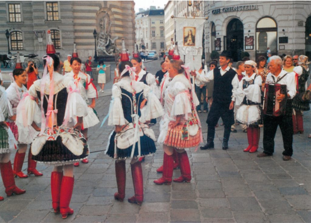 kisgyarmati-tancok (8)