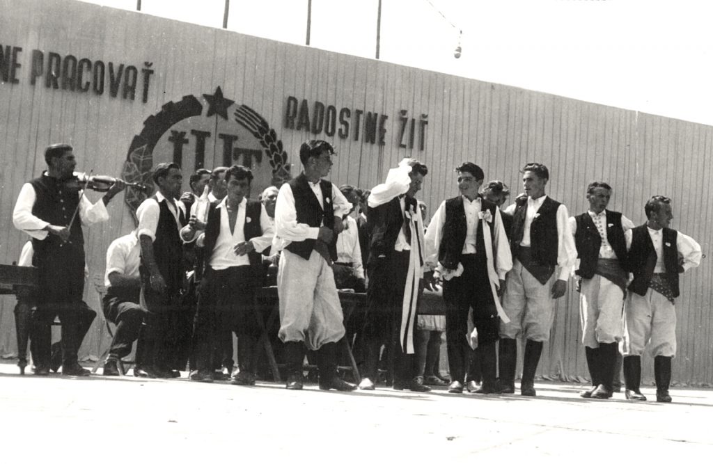 kisgyarmati-tancok (10)