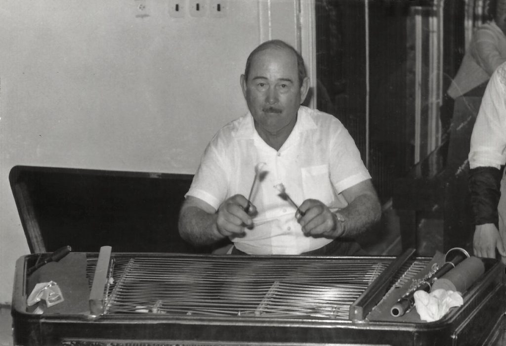 kulcsod-keszegh-karoly-cimbalmos-1