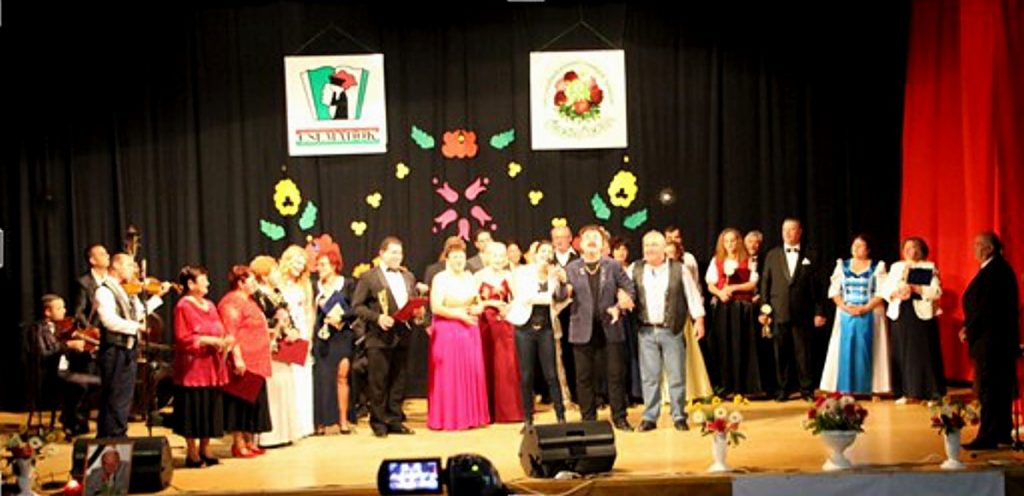 oszirozsa-ipolynyek-enekesek-4