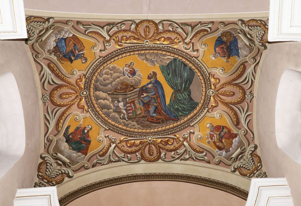Perbete-a-perbetei-Szentharomsag-plebaniatemplom-es-kornyezete-3