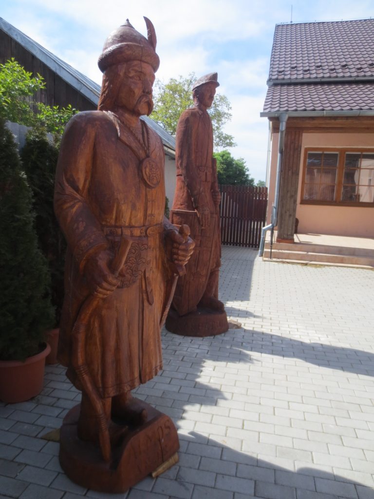 tabor-almos-vezer-es-a-karpatok-ore