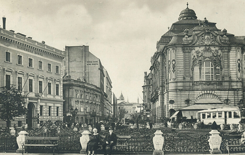 Városi vigadó és zenepalota