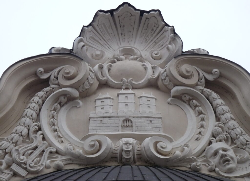 Városi vigadó és zenepalota