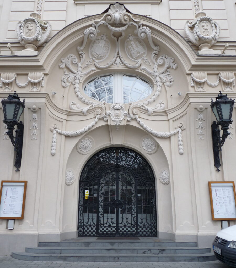 Városi vigadó és zenepalota