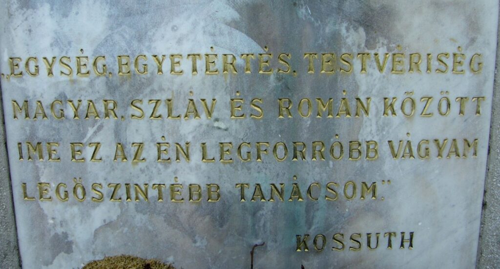 Kossuth Lajos mellszobra