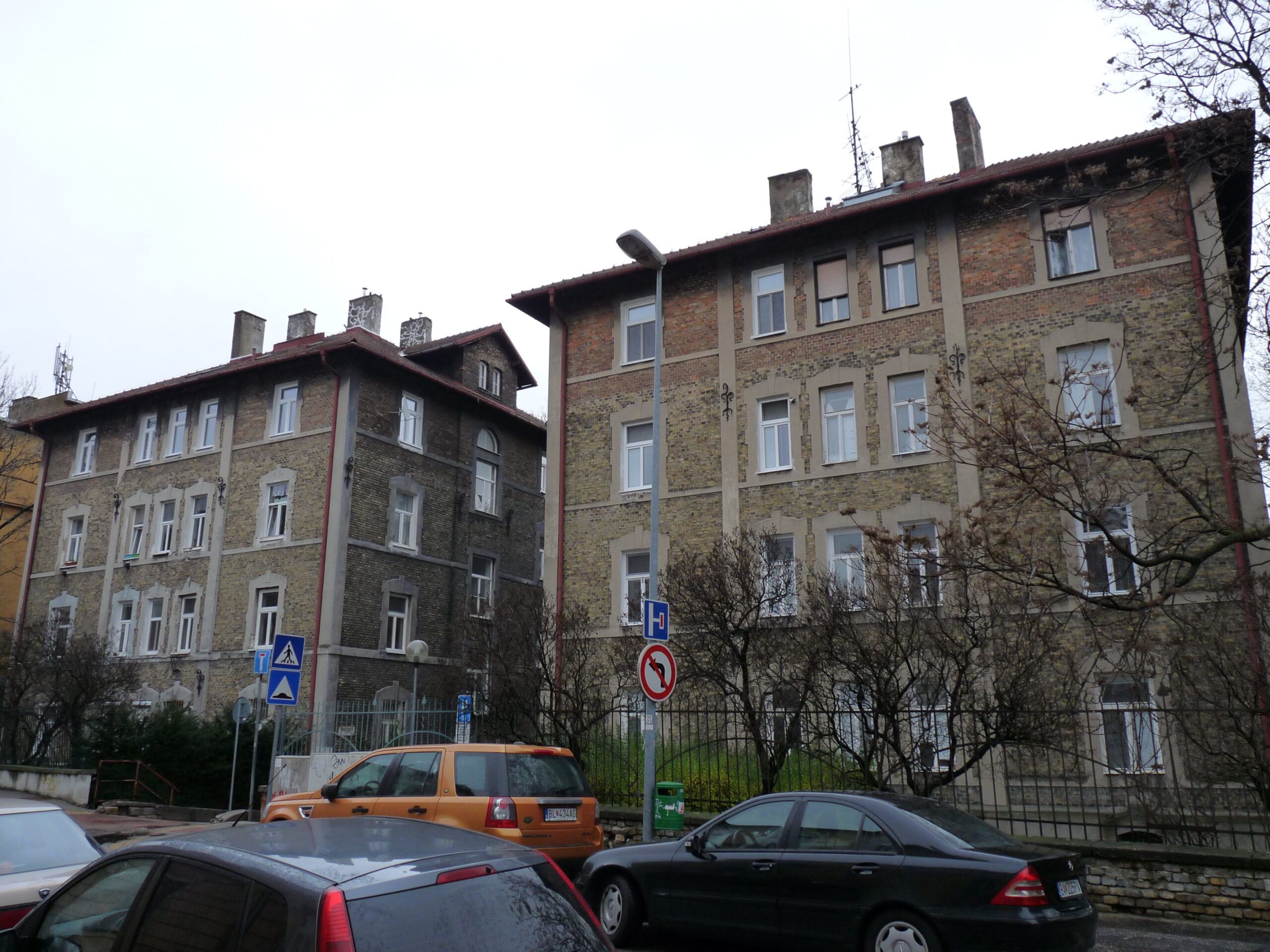 Városi munkásházak (Tízházak, Zehnhaus)