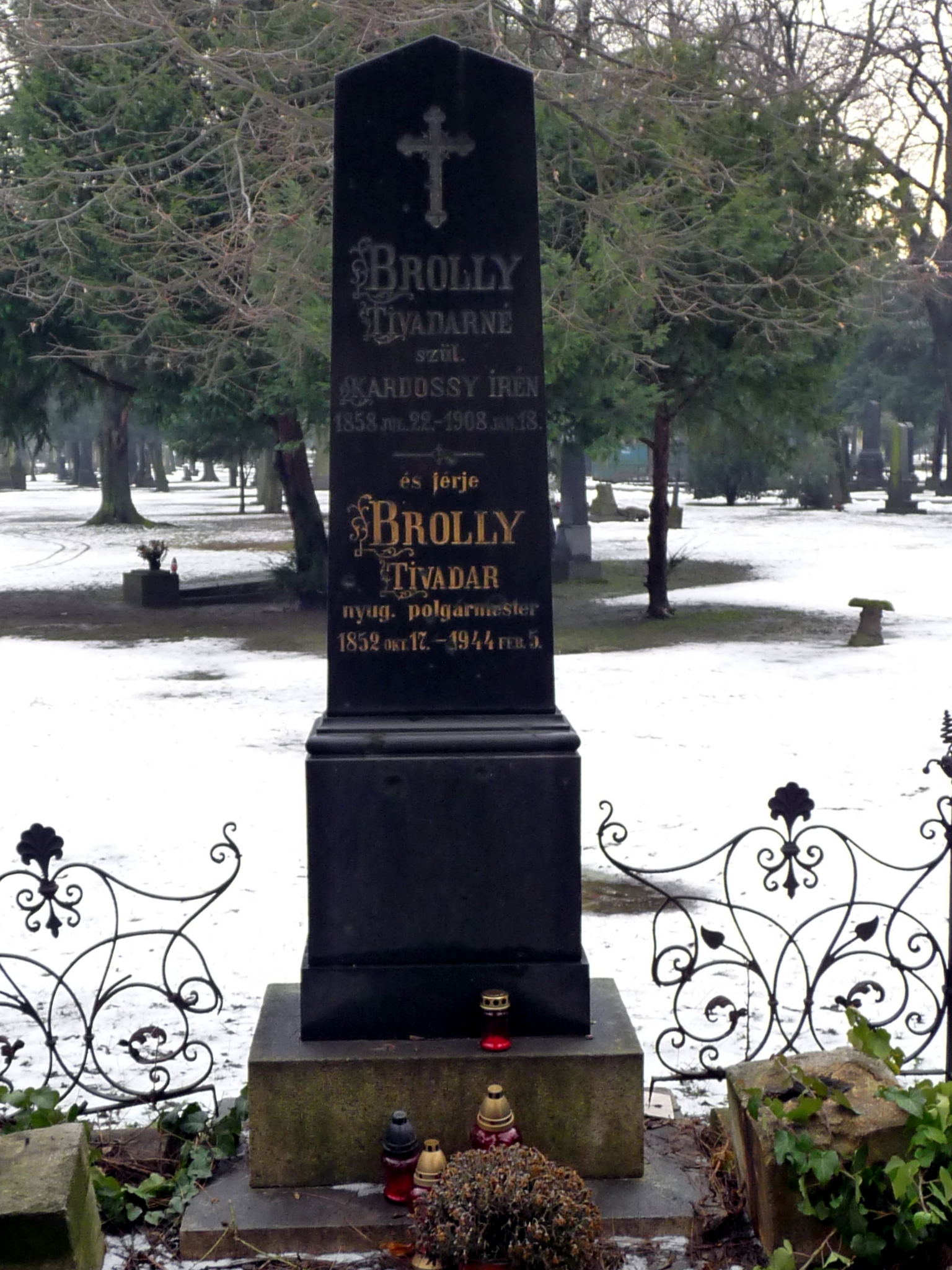 Brolly Tivadar sírja