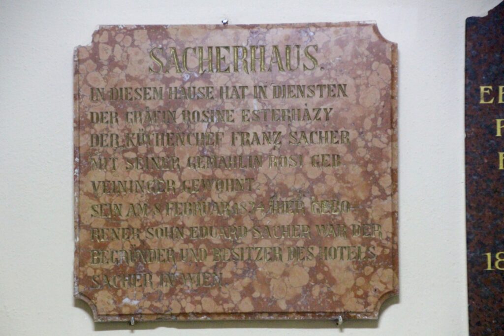 Zacher Ház emléktábla