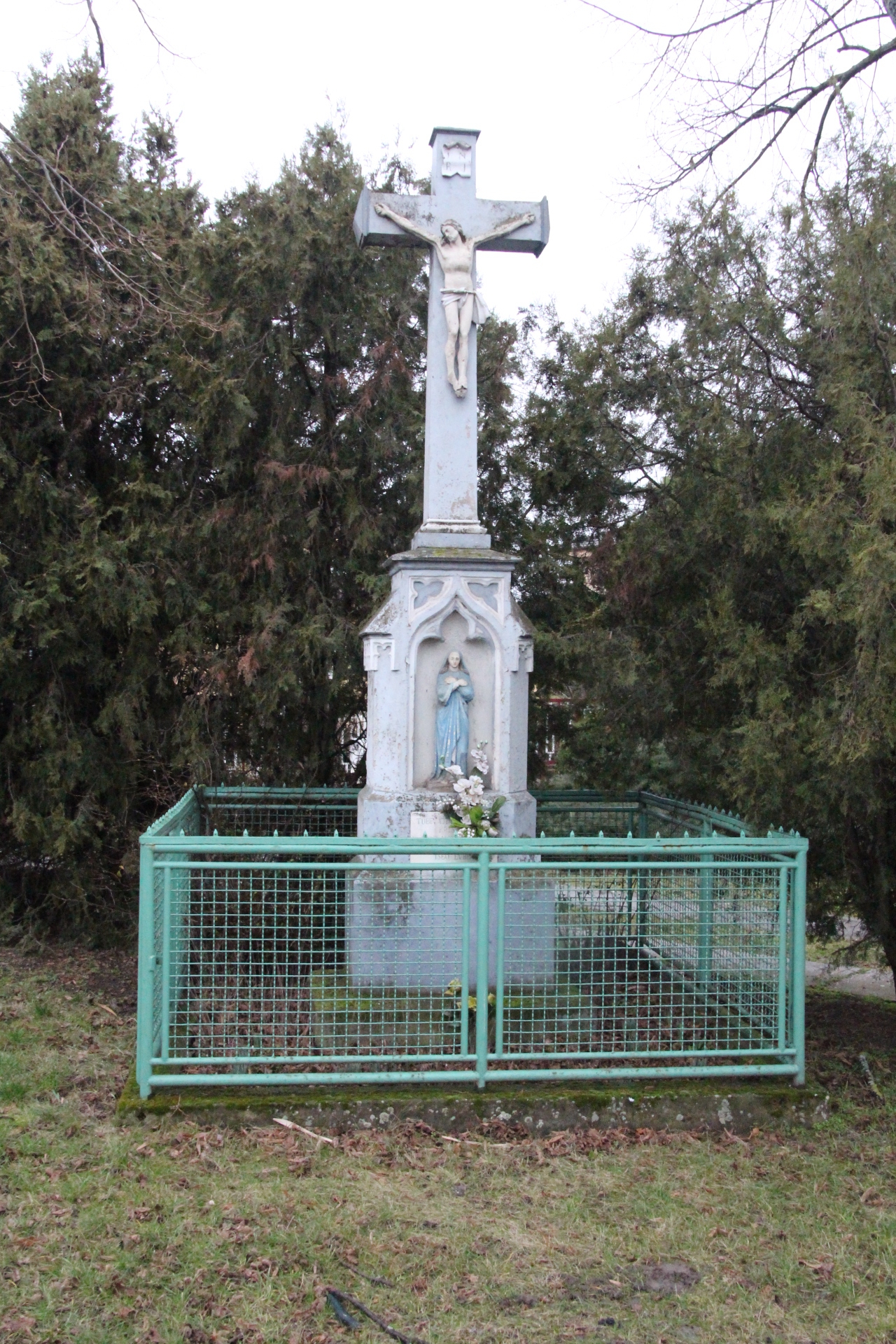 Útmenti kereszt Egyházfán