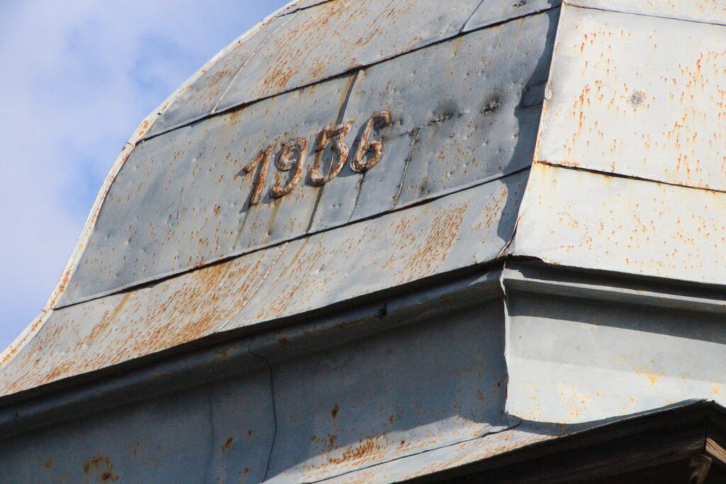 Az Arad-pusztai harangláb