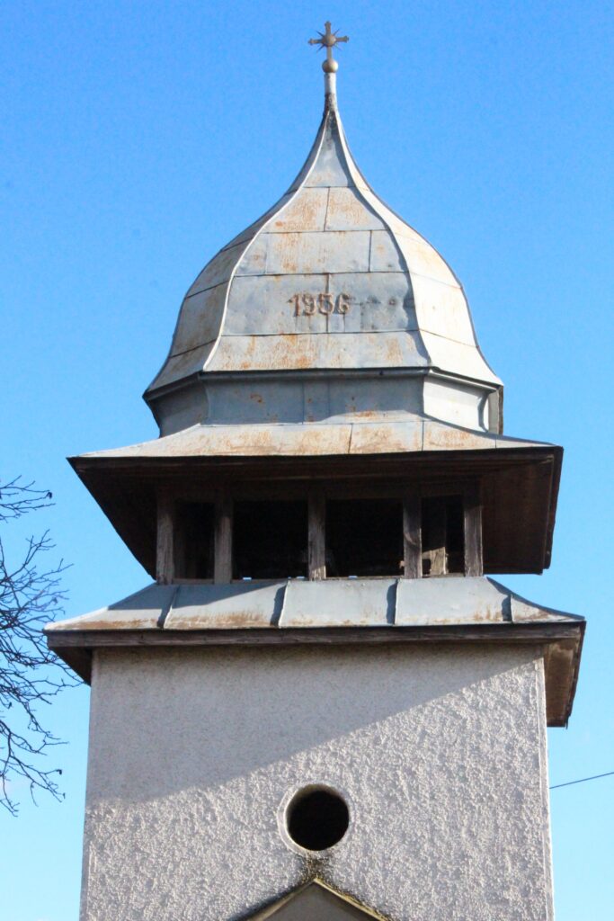 Az Arad-pusztai harangláb