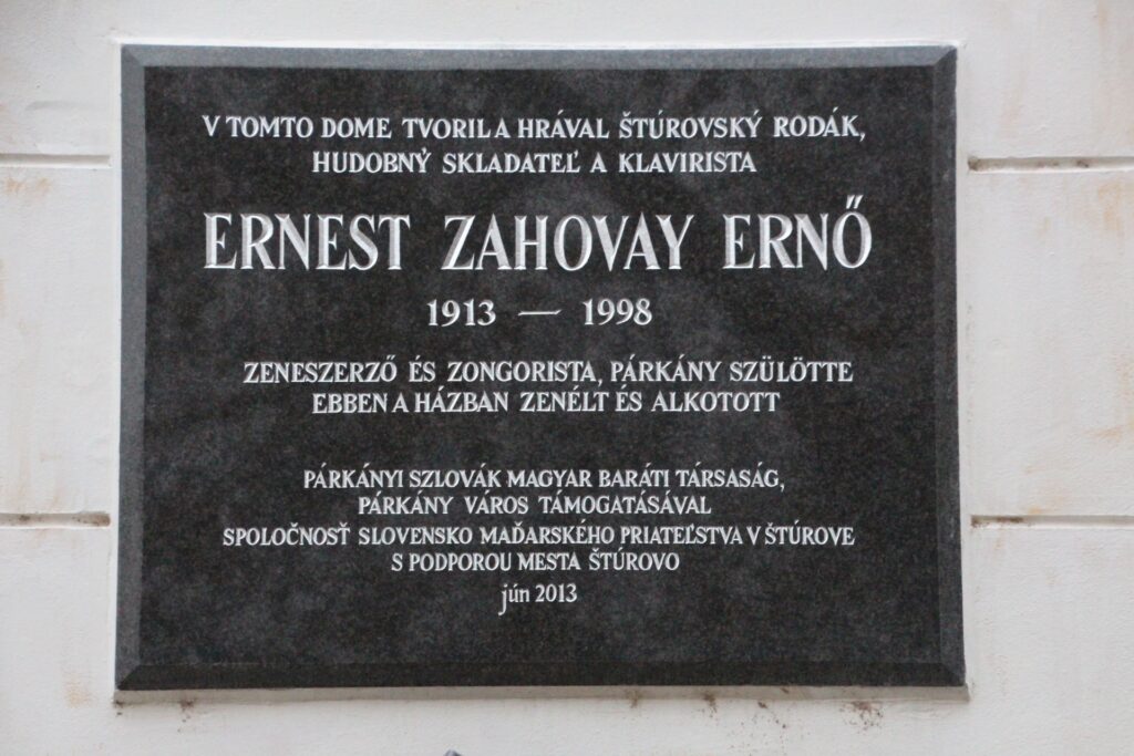 Zahovay Ernő emléktáblája