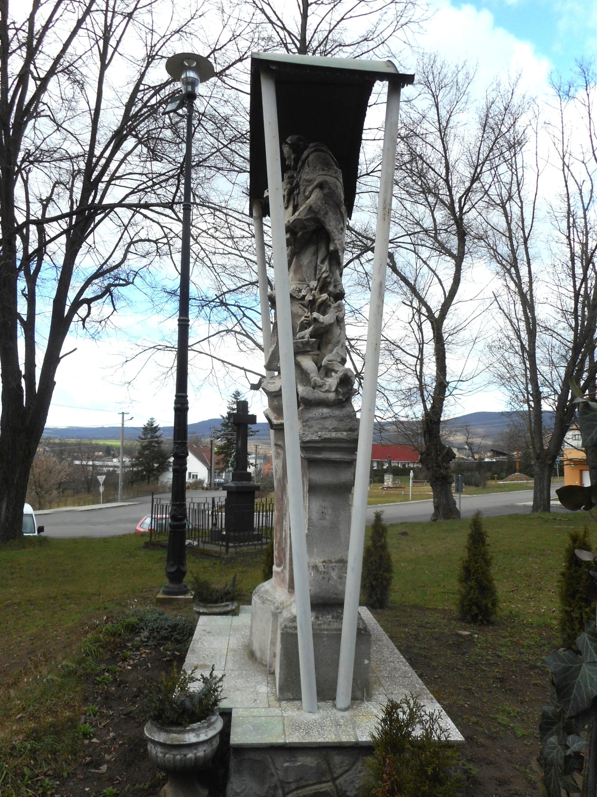 Nepomuki Szent János szobor