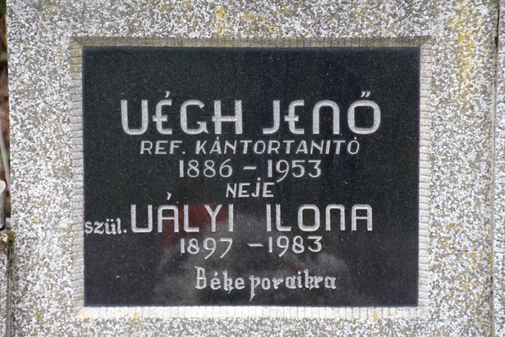 Végh Jenő református kántortanító sírja