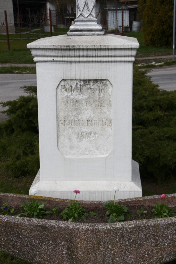 Útmenti vaskereszt Alsójányokon