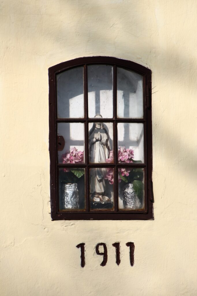 Kismadarászi harangláb