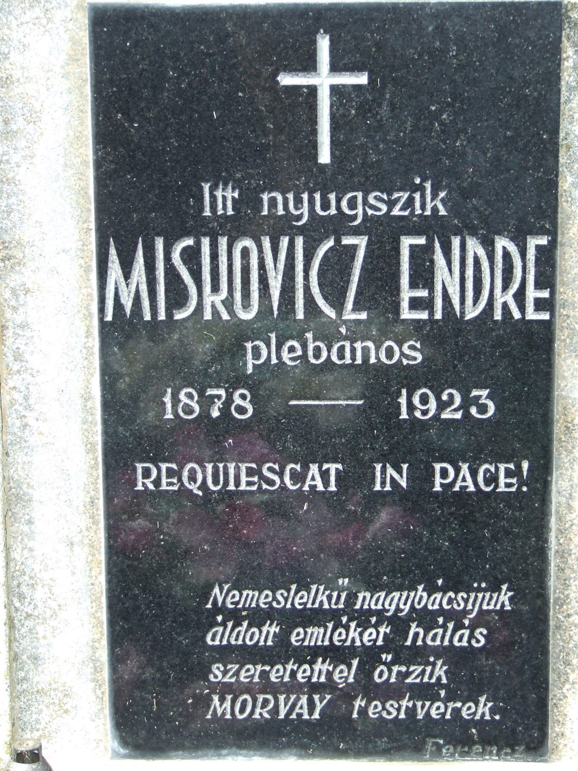 Miskovicz Endre plébános sírhelye