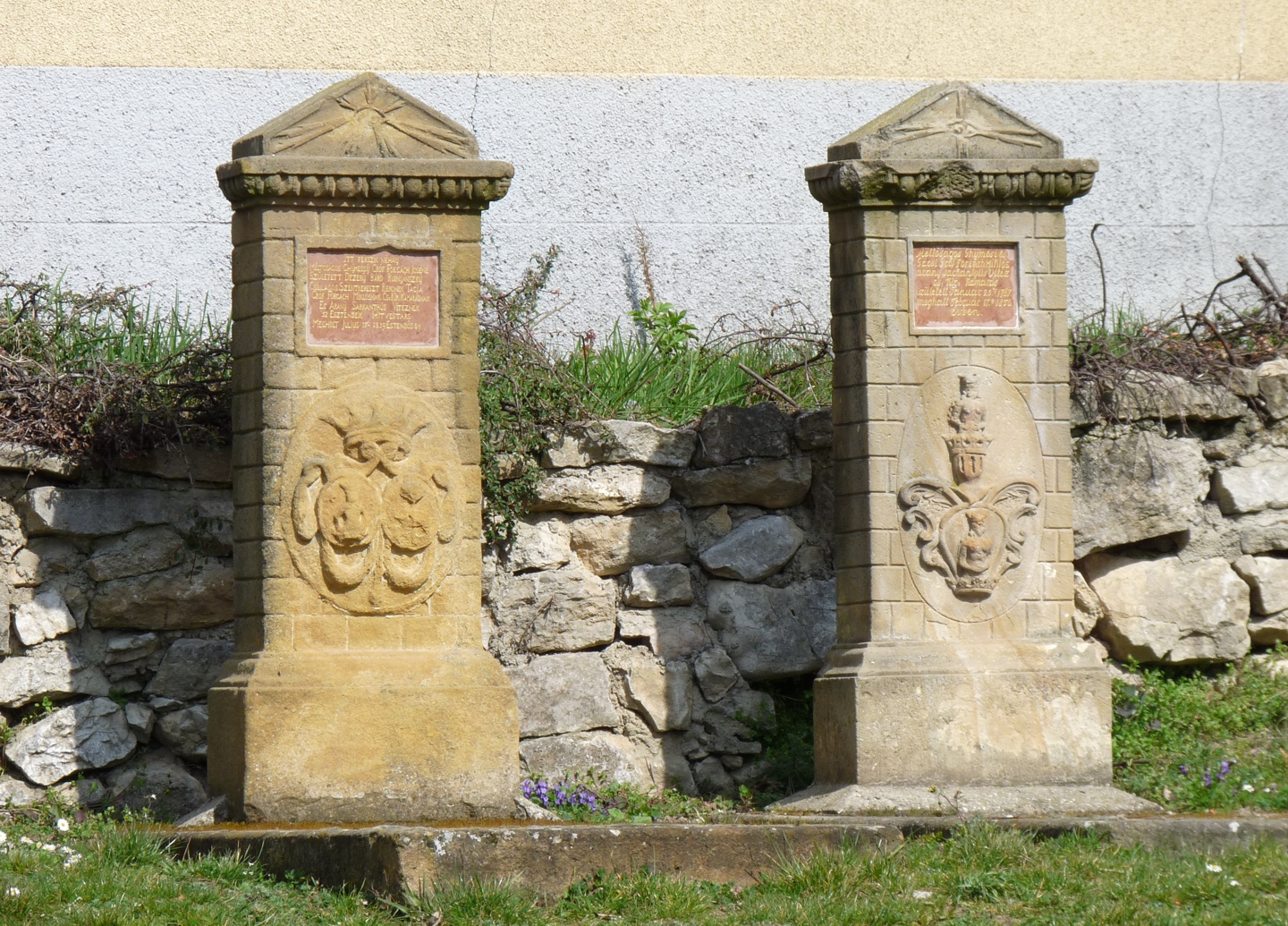 Gróf Forgách Miklós és hitvese sírja