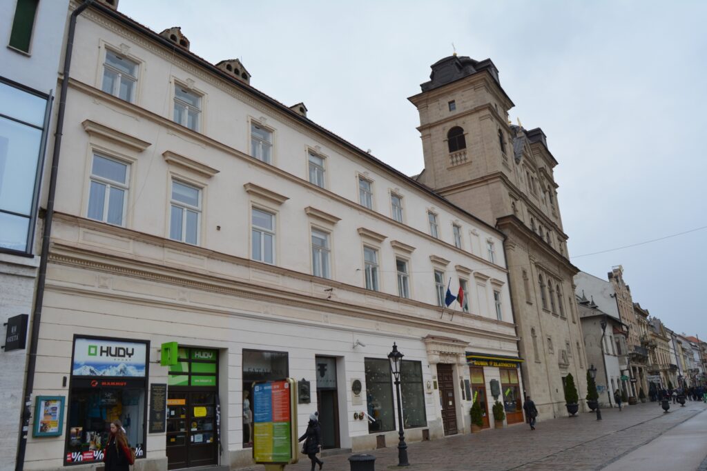 Baróti Szabó Dávid emléktáblája