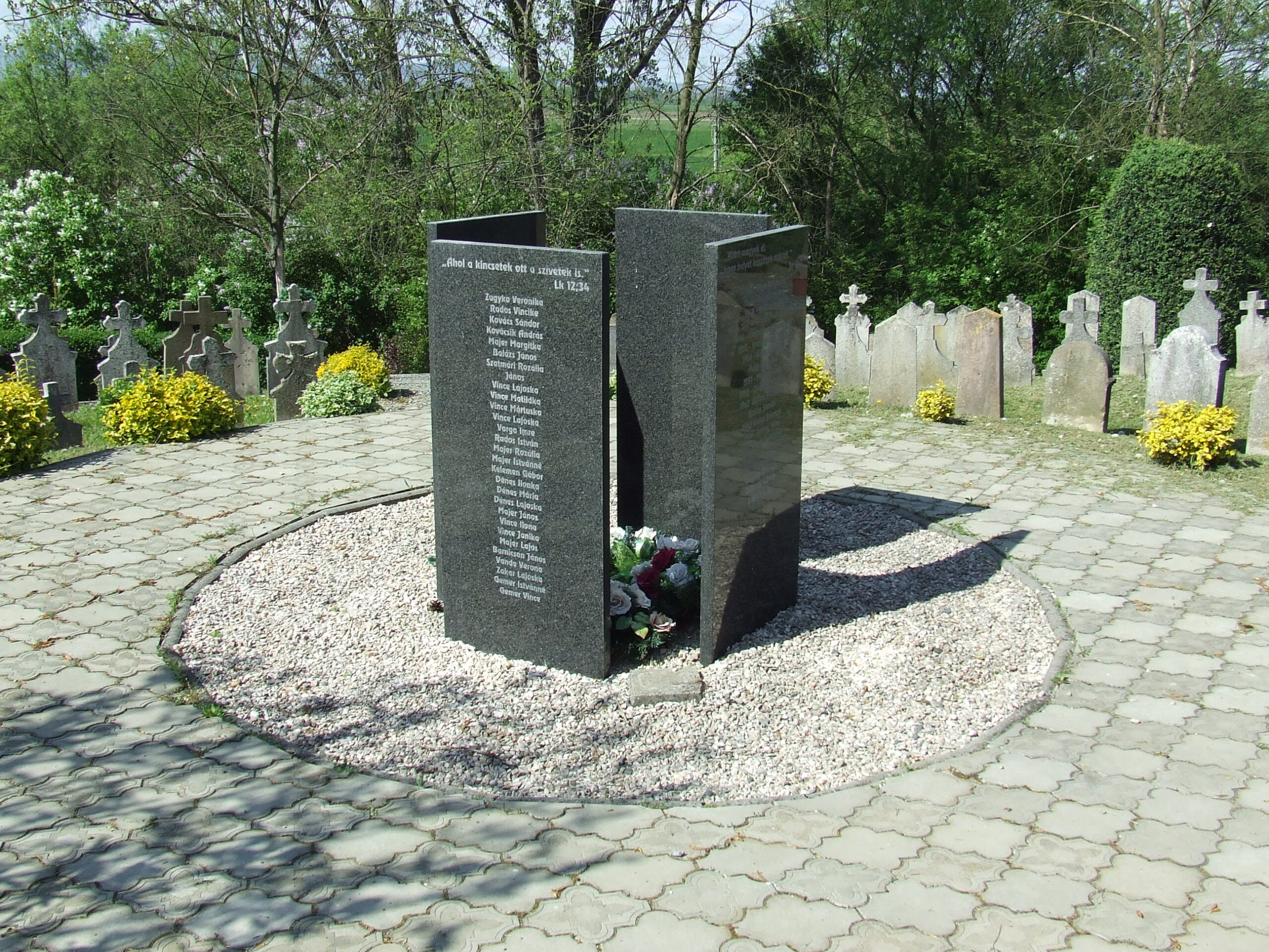 Emléktemető (volt Alsótemető)