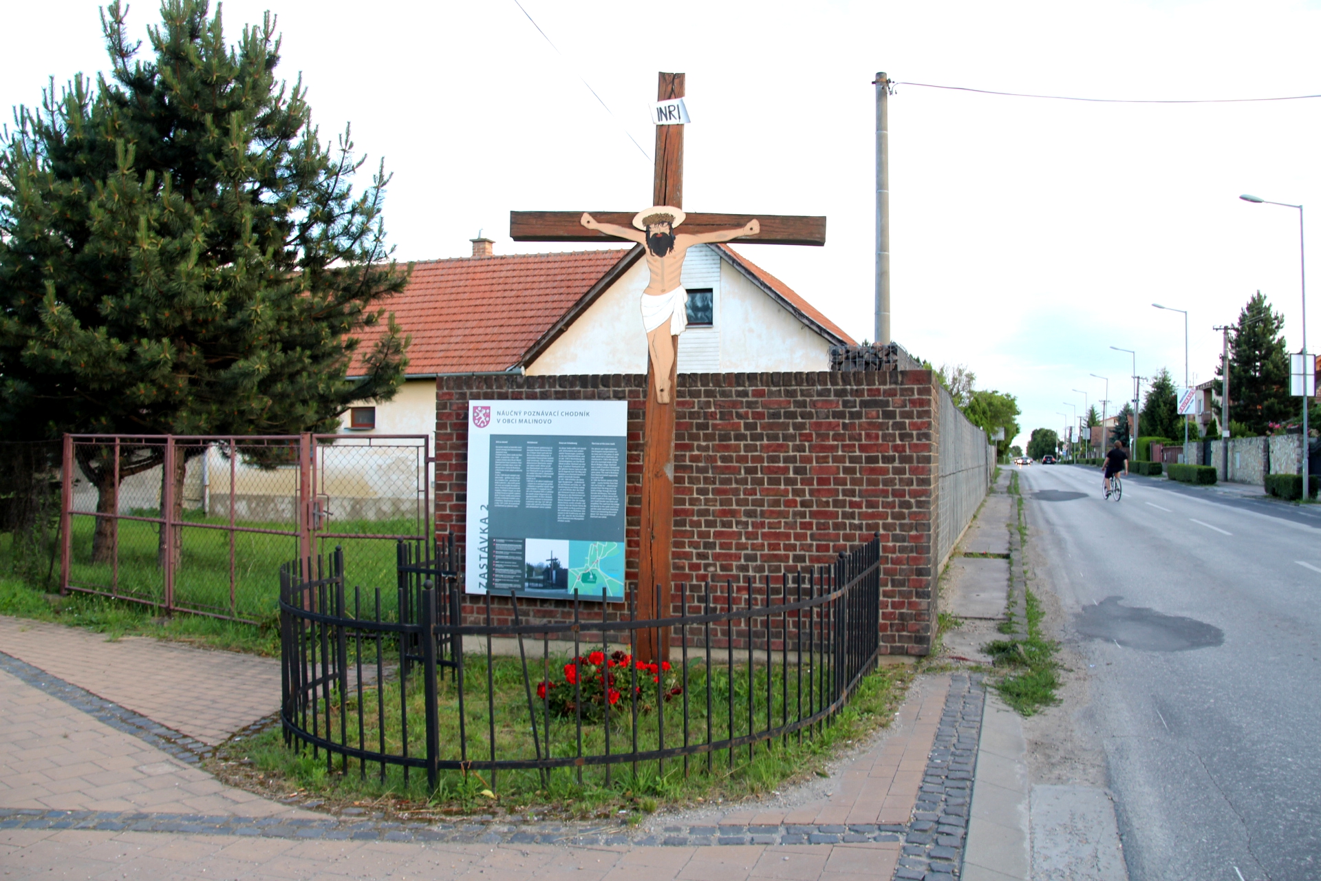 Vörösköröszt (Vöröskereszt) Éberhardon