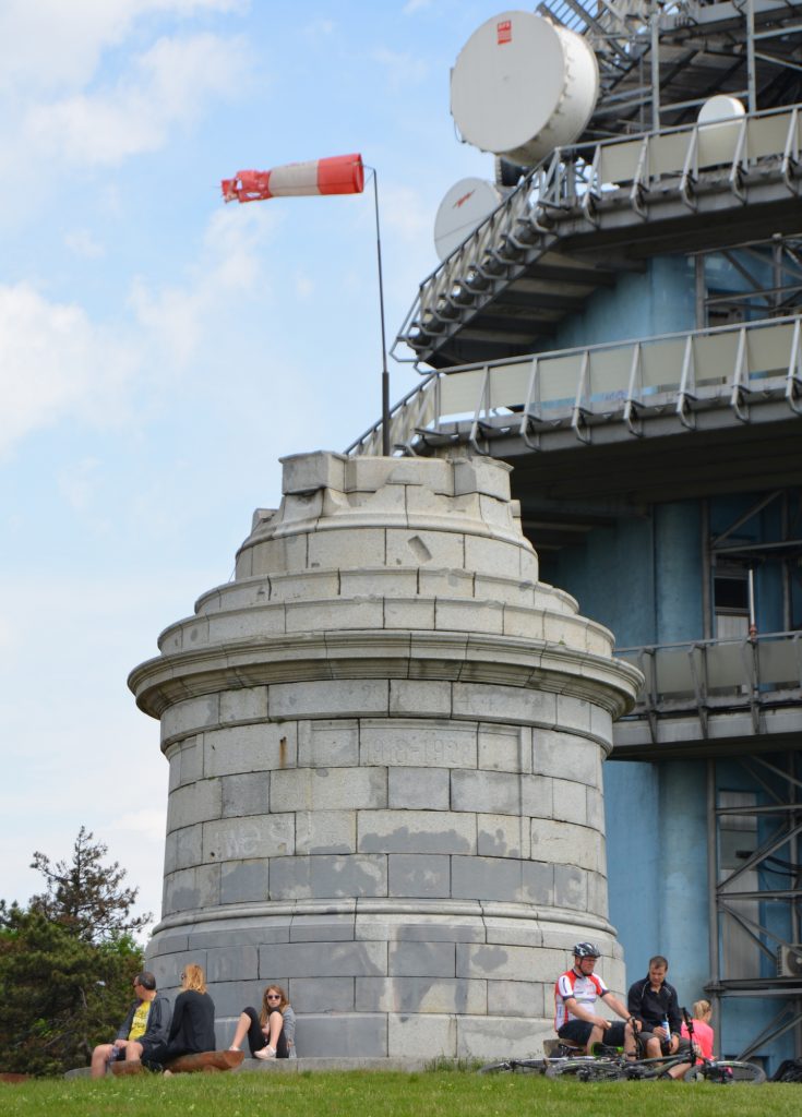 Zobor-hegyi millenniumi emlékmű