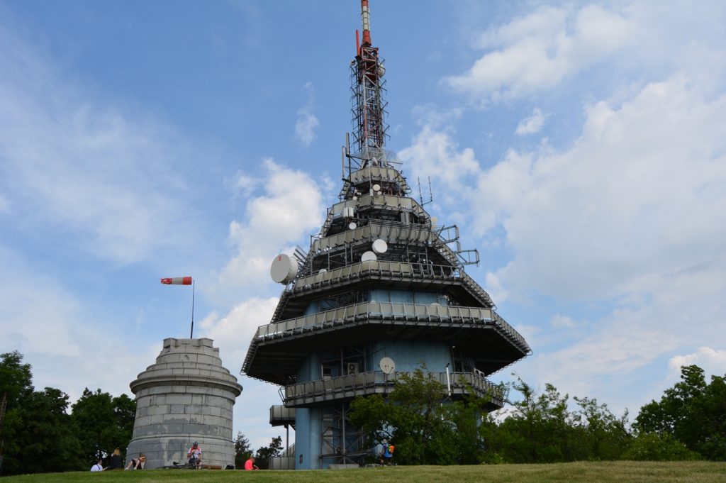 Zobor-hegyi millenniumi emlékmű