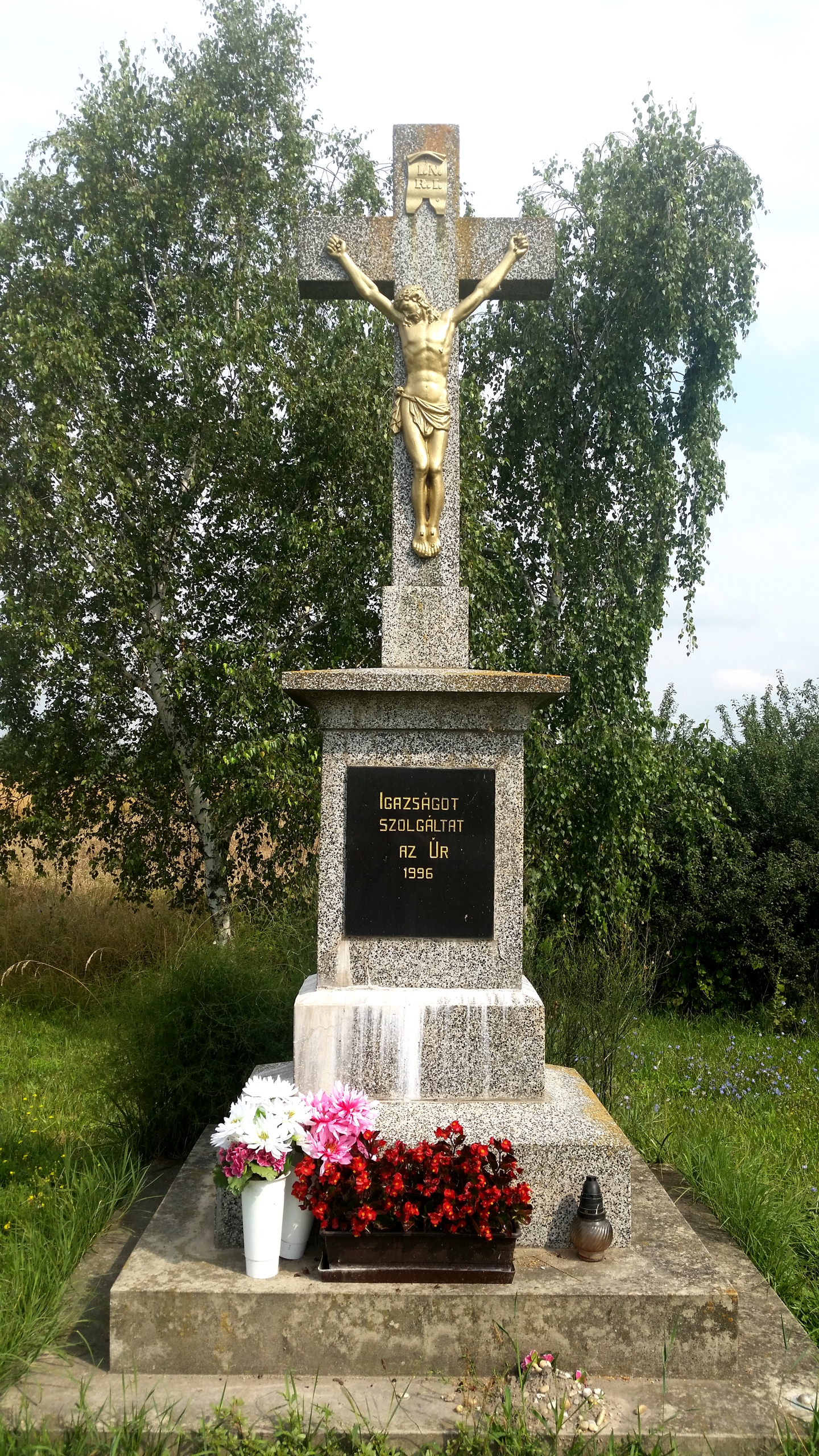 Útmenti kereszt Pat mellett